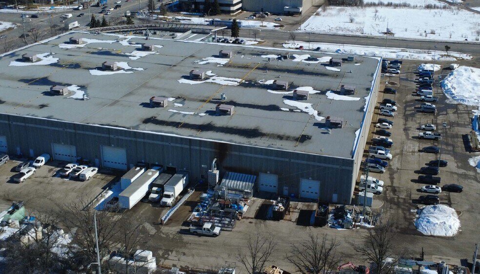 More Photos Of 2025 Meadowvale Blvd, Mississauga Warehouse For Lease
