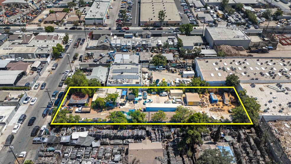 More Photos Of 8909 Norris Ave, Sun Valley Land For Lease