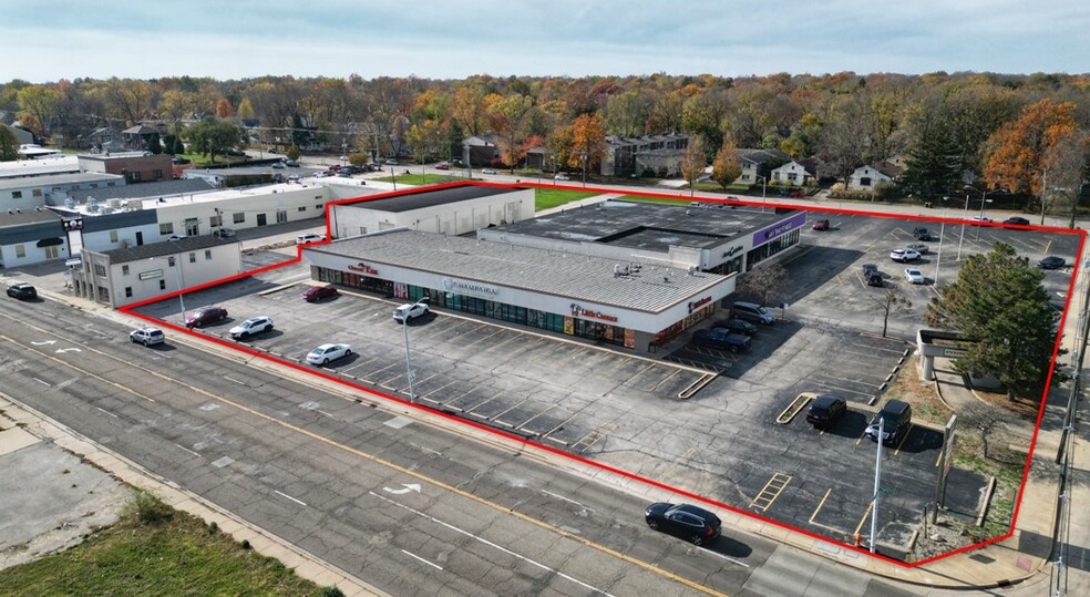 Primary Photo Of 703 S Neil St, Champaign Storefront For Sale