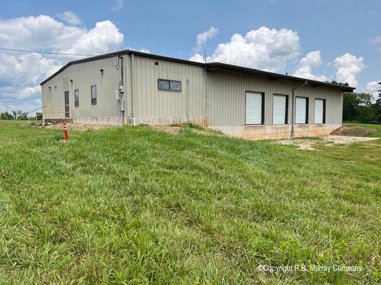 Primary Photo Of 1836 N Barnes Ave, Springfield Truck Terminal For Sale