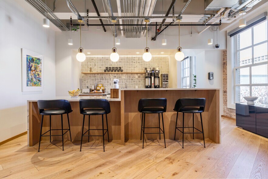 More Photos Of 136 S Main St, Salt Lake City Office For Lease