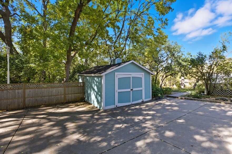 More Photos Of 1625 3rd Ave, Anoka Hospitality For Sale