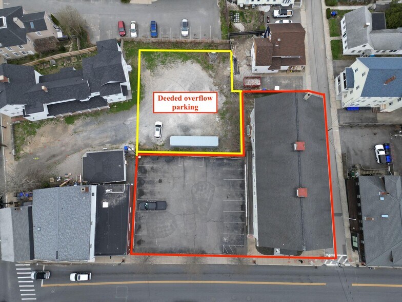 More Photos Of 28 Market St, Warren Theater Concert Hall For Lease