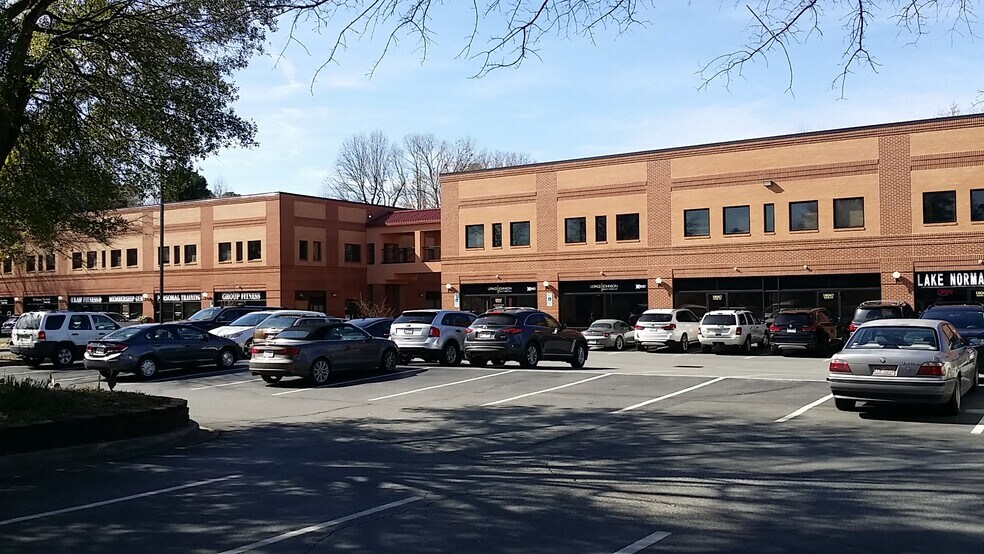 Primary Photo Of 18059 W Catawba Ave, Cornelius Unknown For Lease