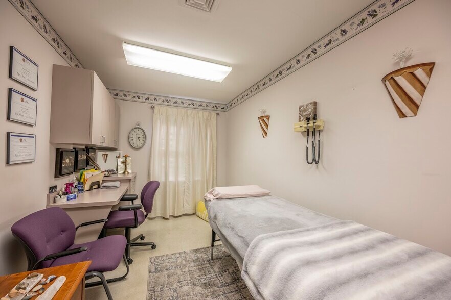 More Photos Of 11 Woodland Rd, Madison Medical For Sale