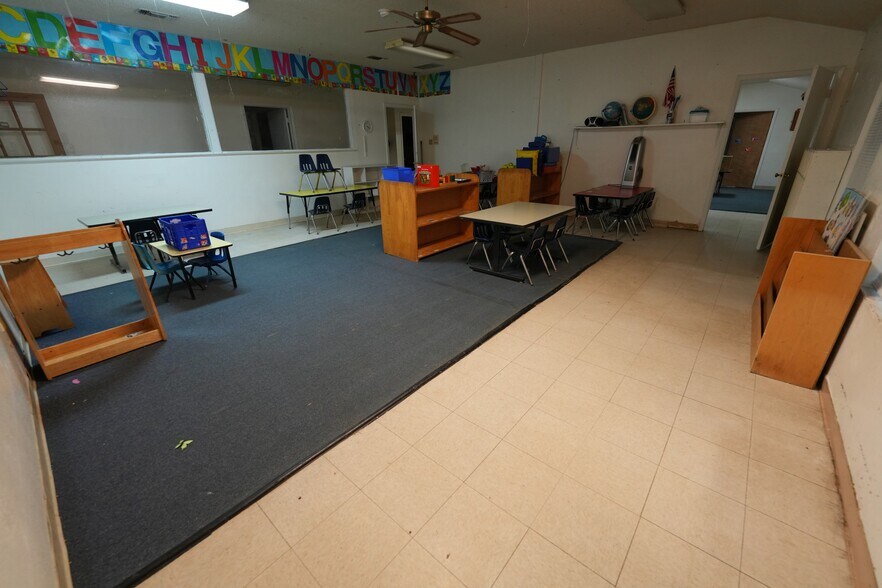 More Photos Of 1125 Roberts Cut Off Rd, River Oaks Daycare Center For Sale