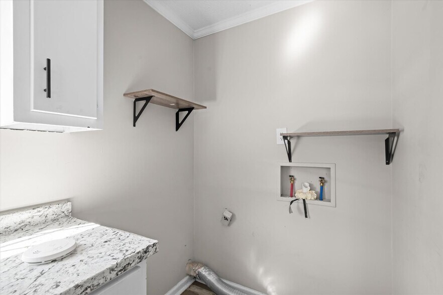 More Photos Of 3950 S Dixie Rd, Dalton Apartments For Sale