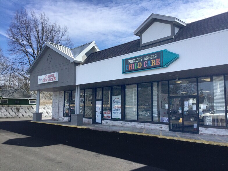 More Photos Of 6333-6339 Olde York Rd, Cleveland Unknown For Lease