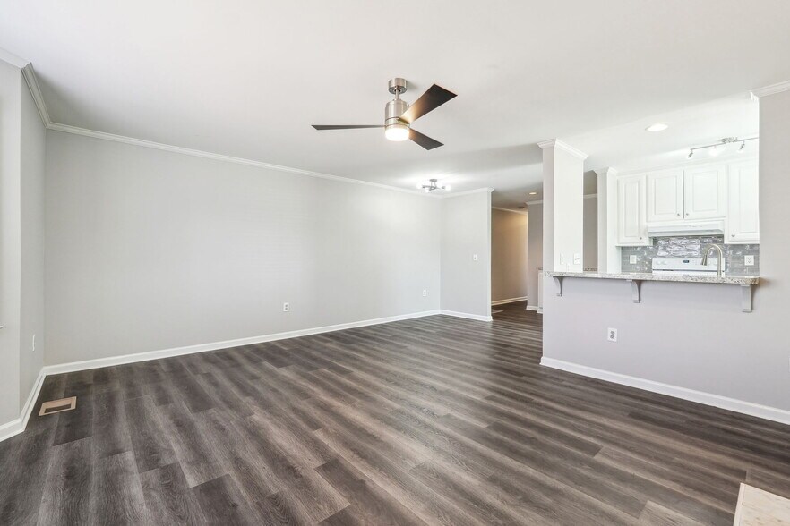 2071 Defoors Ferry Road NW, Atlanta, GA 30318 Apartments For Sale