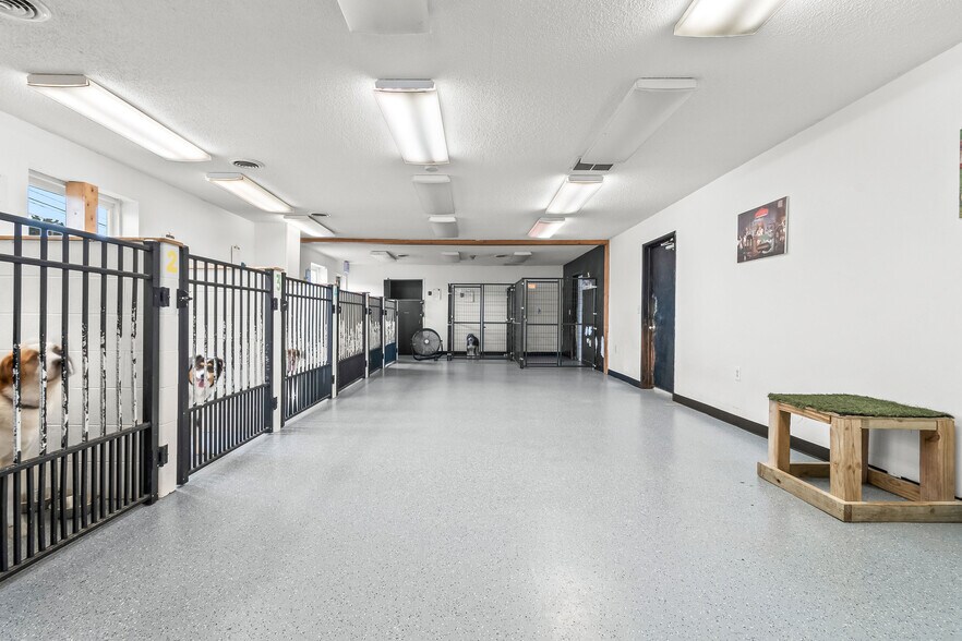 More Photos Of 136 Concord Rd, Jonesville Office For Sale