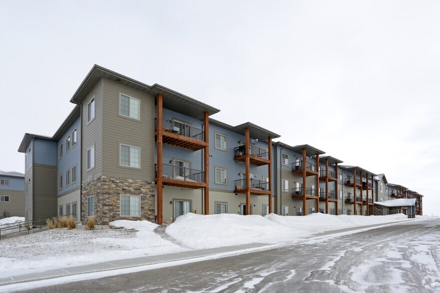 Primary Photo Of 1220-1250 27th Ave NW, Minot Apartments For Sale