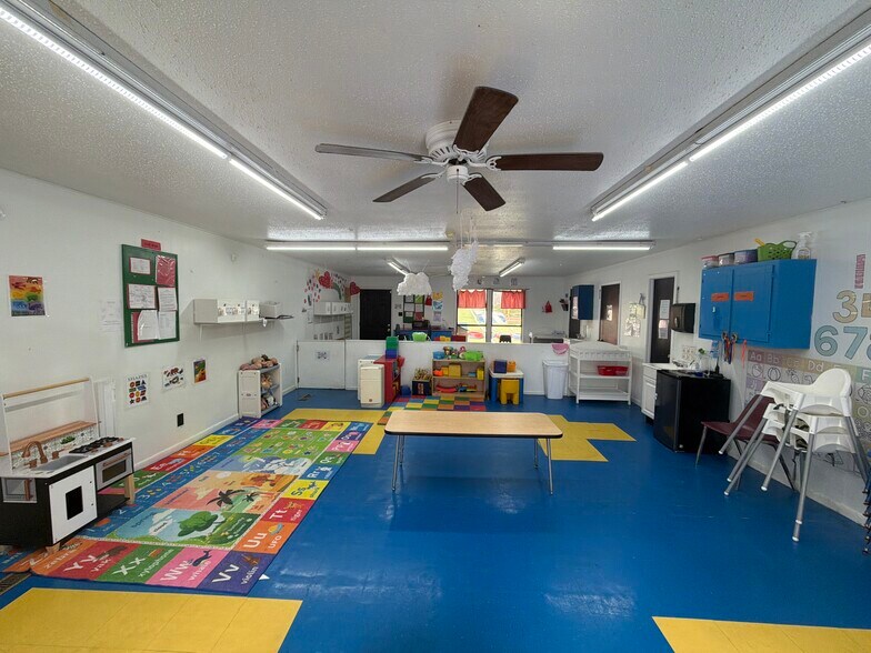 More Photos Of 1816 Hinson Loop Rd, Little Rock Daycare Center For Sale