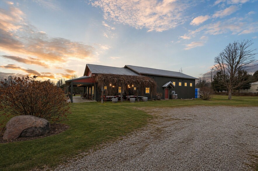 More Photos Of 8370 Lakeview Rd, Alanson Winery Vineyard For Sale