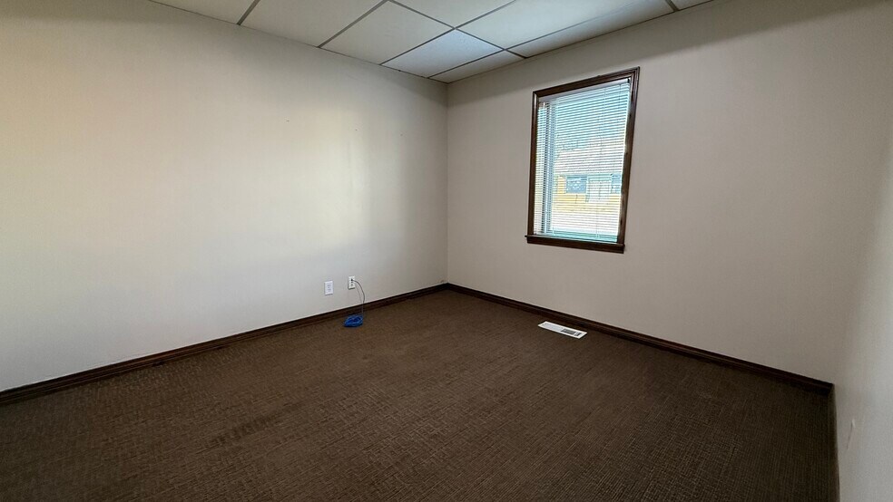 More Photos Of 1001 W Broadway St, Muskogee Medical For Sale