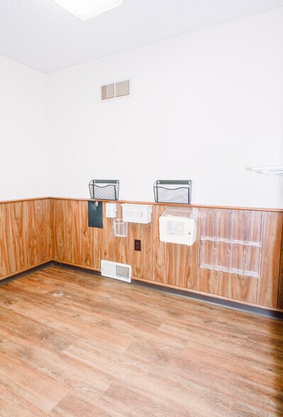 More Photos Of 603 N State St, Girard Medical For Sale