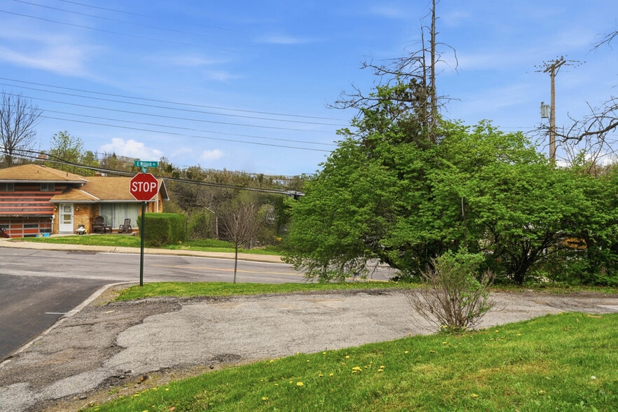 More Photos Of 3801 Hilpert St, Pittsburgh Apartments For Sale