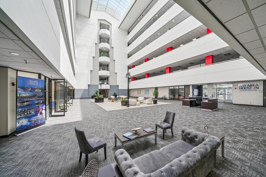 More Photos Of 1150 Gemini St, Houston Office For Lease