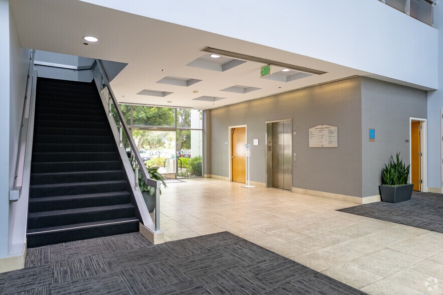 More Photos Of 222 E Huntington Dr, Monrovia Medical For Lease