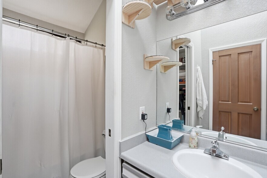 More Photos Of 2101 Johnson Ave, San Luis Obispo Multifamily For Sale