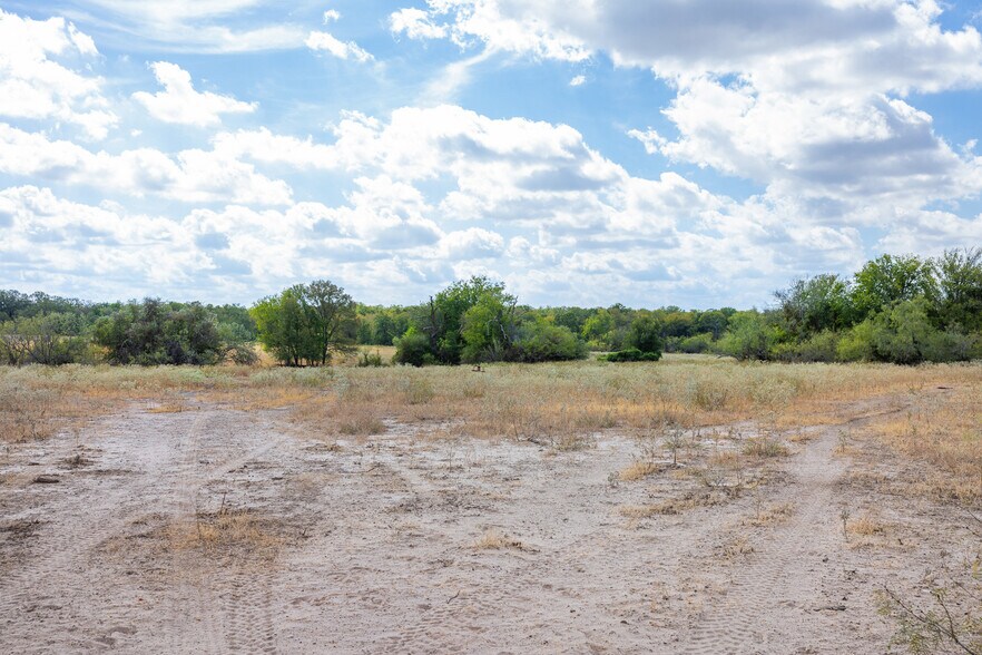 More Photos Of 11915 FM 86, Lockhart Land For Sale