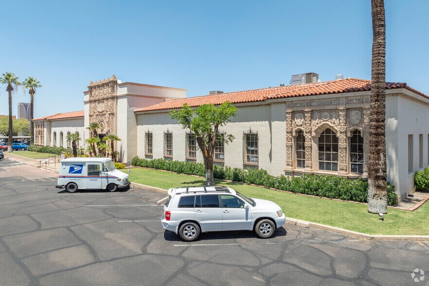 More Photos Of 926 E McDowell Rd, Phoenix Medical For Lease