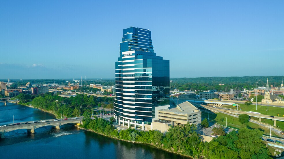 More Photos Of 333 Bridge St NW, Grand Rapids Office For Lease