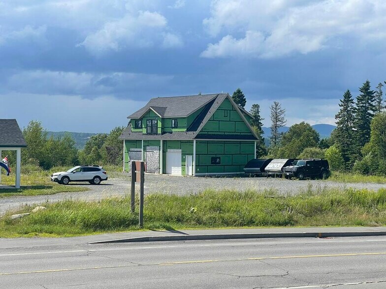 More Photos Of 2198 Main st, Rangeley Office For Sale