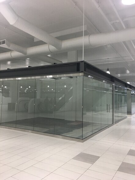 More Photos Of 260300 Writing Creek Cres, Balzac Storefront Retail Office For Sale