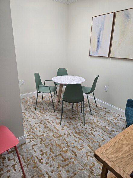 More Photos Of 110 Samaritan Dr, Cumming Medical For Sale