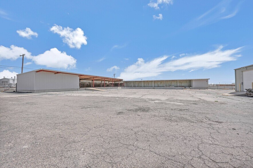 More Photos Of 100 Industrial Ave, Odessa Industrial For Sale