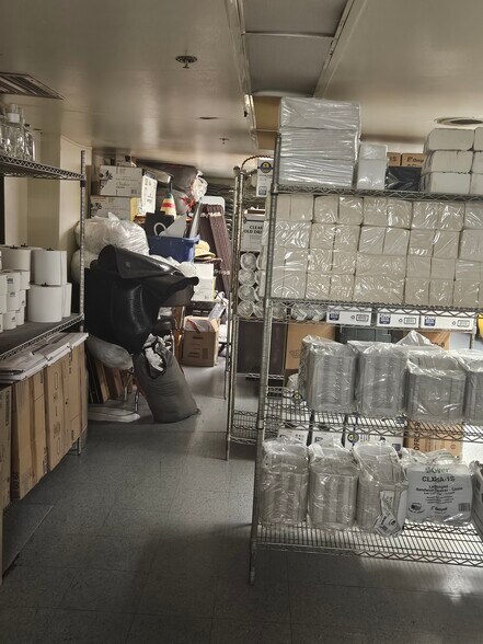 More Photos Of 7111 Pacific Blvd, Huntington Park Restaurant For Sale