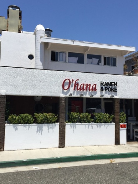 More Photos Of 514 W Balboa Blvd, Newport Beach Restaurant For Sale