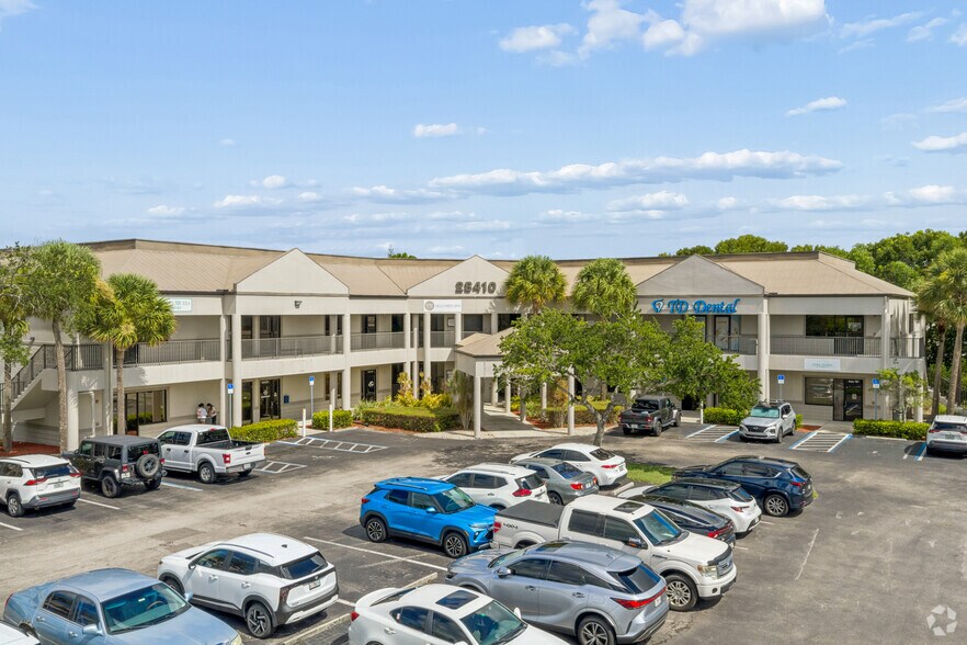 Primary Photo Of 28410 Bonita Crossing Blvd, Bonita Springs Unknown For Lease