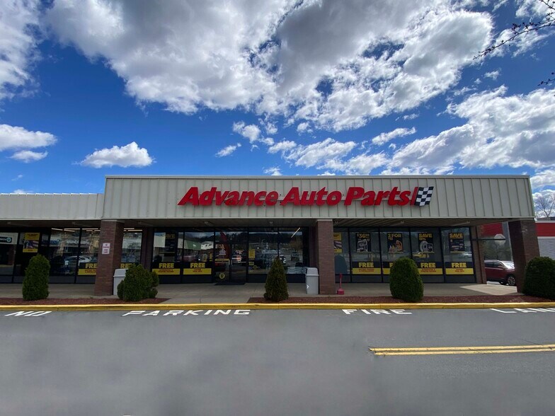 More Photos Of 711-756 Upper Glen St, Queensbury Unknown For Lease