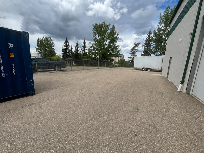 More Photos Of 3912 84th Ave, Leduc Warehouse For Lease
