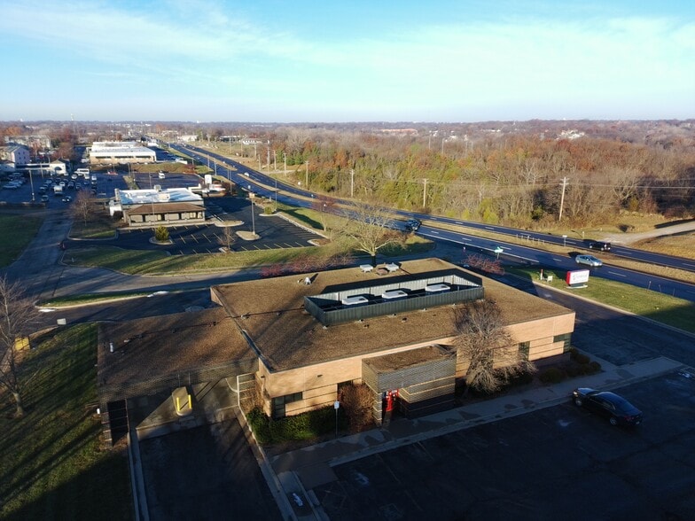 More Photos Of 17811 E 40 Hwy, Independence Office For Sale