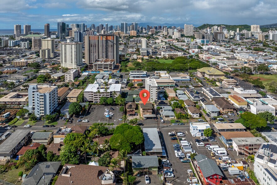 More Photos Of 906 Hausten St, Honolulu Apartments For Sale