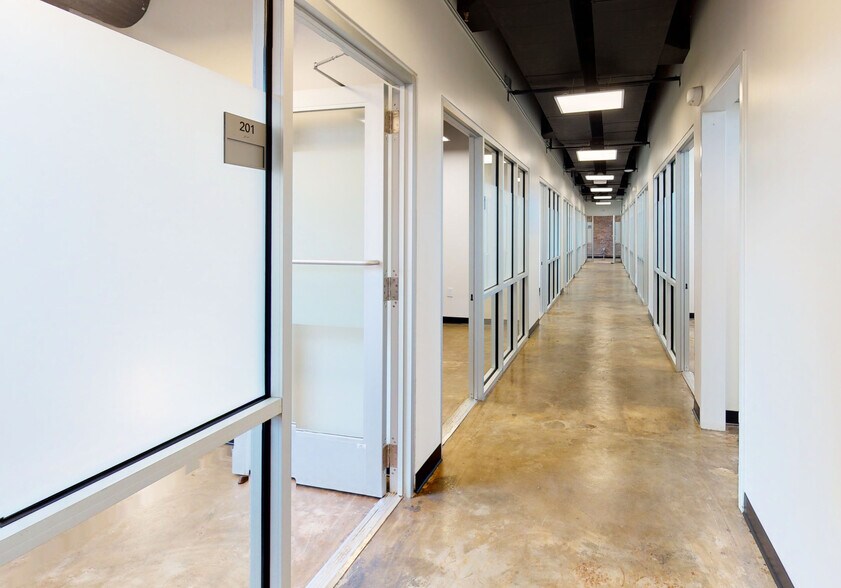 More Photos Of 835 Savannah Hwy, Charleston Freestanding For Lease