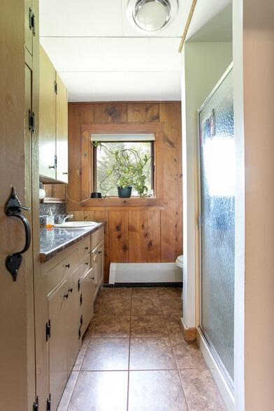 More Photos Of 2049 S Undermountain Rd, Sheffield Schools For Sale