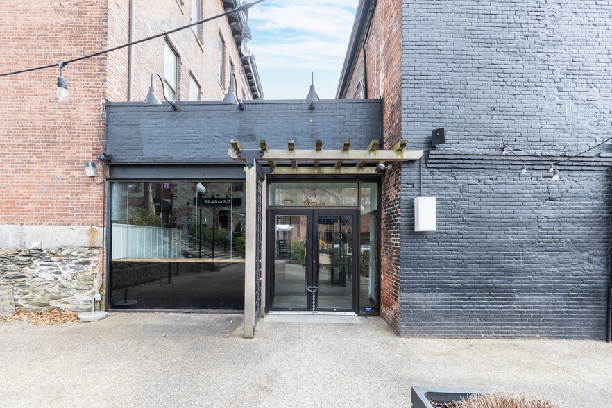 More Photos Of 334 S Water St, Providence Restaurant For Sale