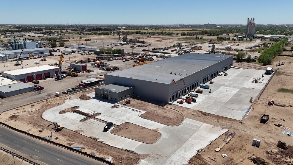 More Photos Of 230 NE Loop 289, Lubbock Industrial For Lease