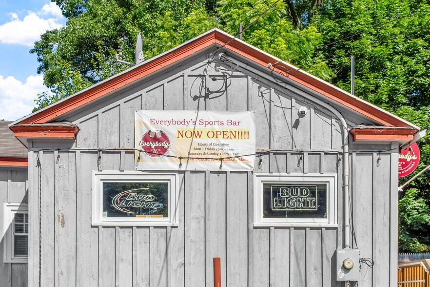 More Photos Of 80 Honora Ave ave, Dracut General Retail For Sale