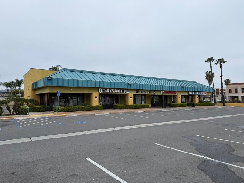 More Photos Of 301-345 W Main St, El Cajon Unknown For Lease