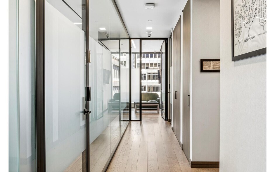 More Photos Of 50 W 47th St, New York Office Residential For Sale