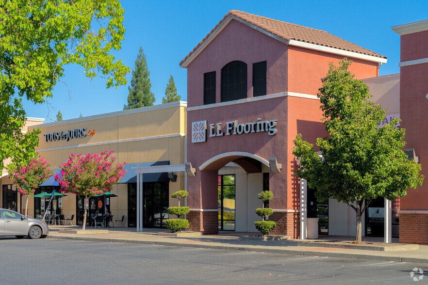 More Photos Of 9400 Fairway Dr, Roseville Storefront For Sale