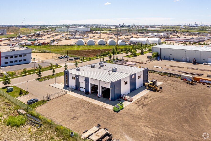More Photos Of 13080 25 St NE, Edmonton Service For Sale
