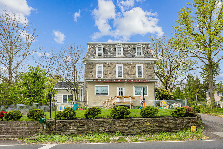 Primary Photo Of 616 Meetinghouse Rd, Jenkintown Schools For Sale