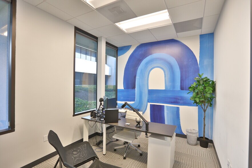 More Photos Of 19732 MacArthur Blvd, Irvine Office For Lease