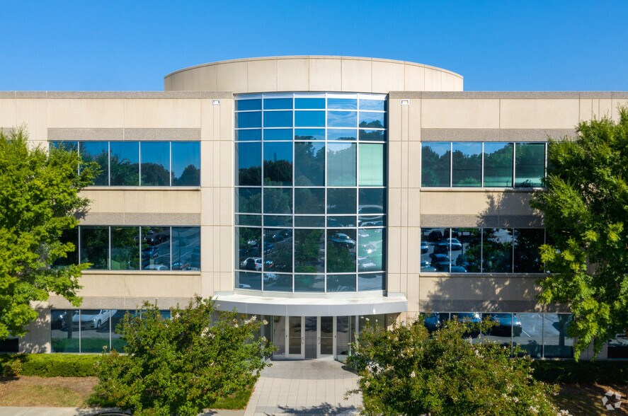 More Photos Of 580 Kingsley Park Dr, Fort Mill Office For Lease