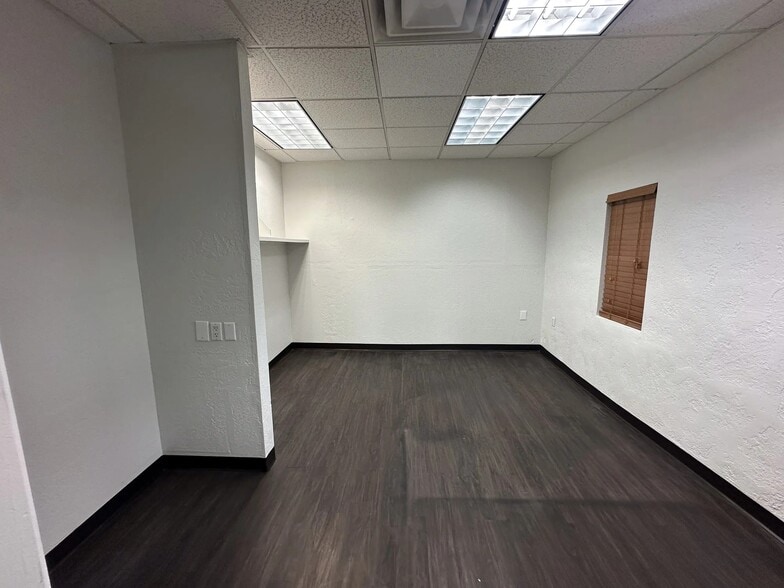 More Photos Of 1309-1313 W Lincoln St, Phoenix Contractor Storage Yard For Lease